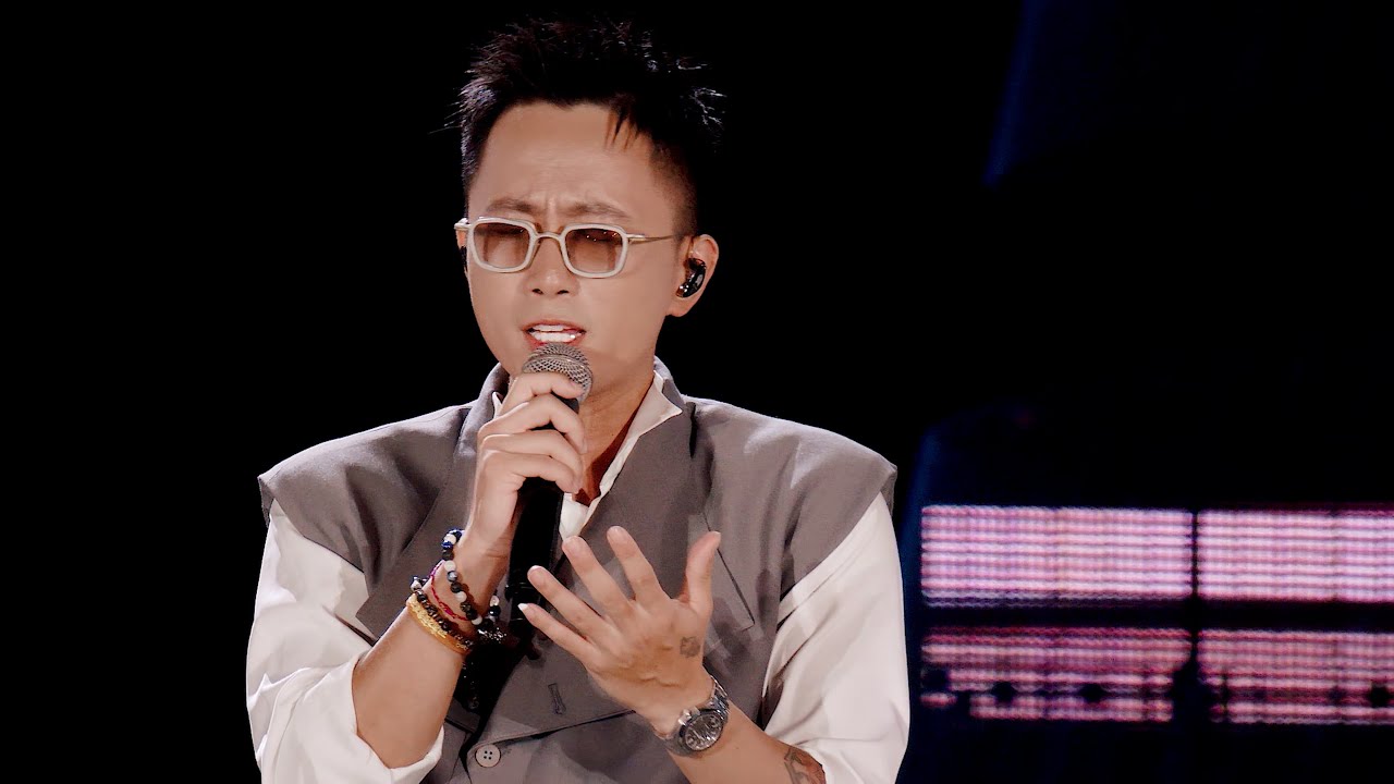 LẶNG, CƠM NHÀ, YÊU 5 - Rhymastic | V Fest Thanh xuân rực rỡ | VTV Concert