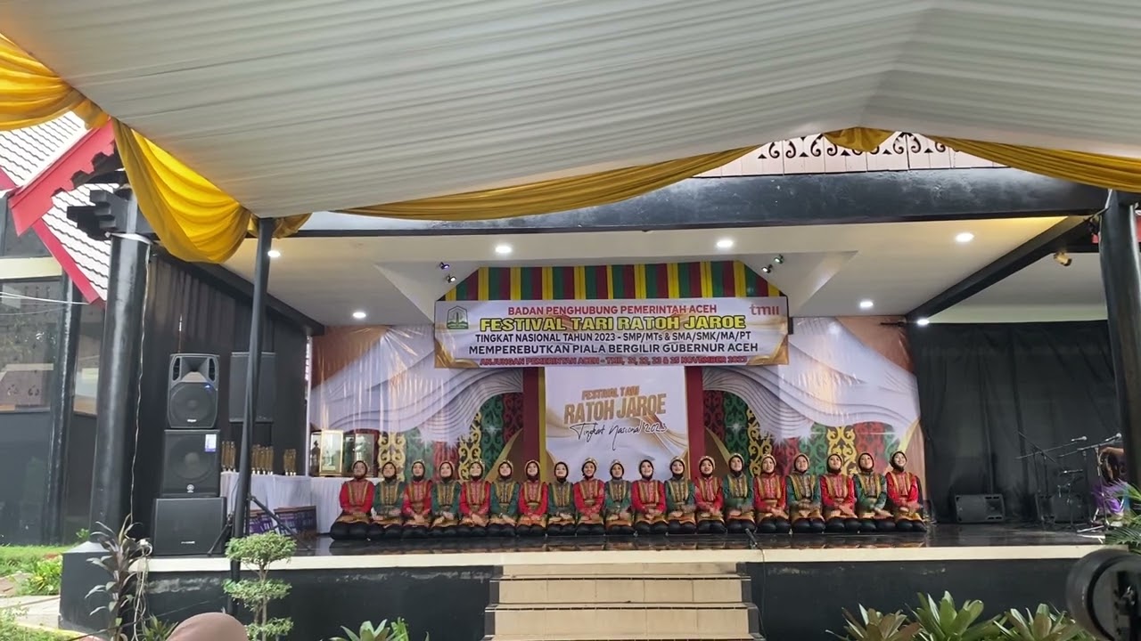 Festival Tari Ratoh Jaroe SMA Muhammadiyah 9 Kota Bekasi