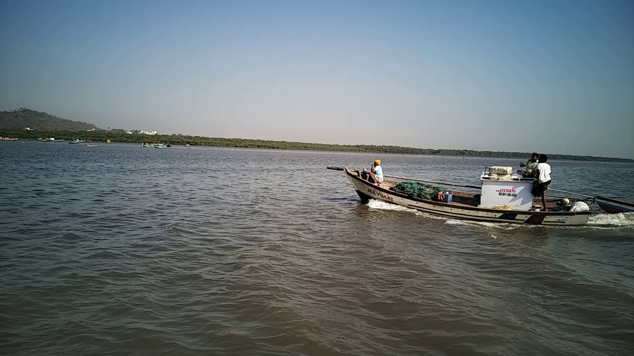 Trombay koliwada trombay jetty