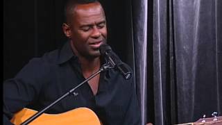 Video thumbnail of "Brian McKnight Performance "Sweeter""