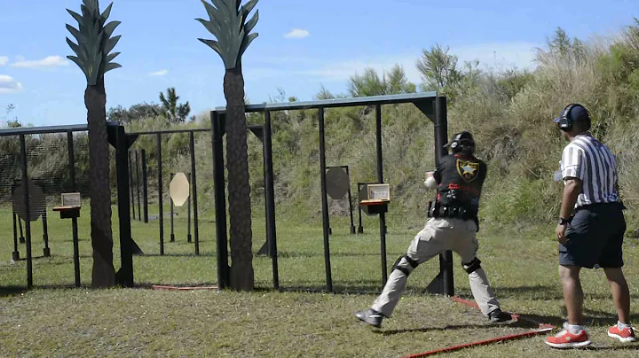 Dan Predovich shooting the 2014 IPSC World Stage 18