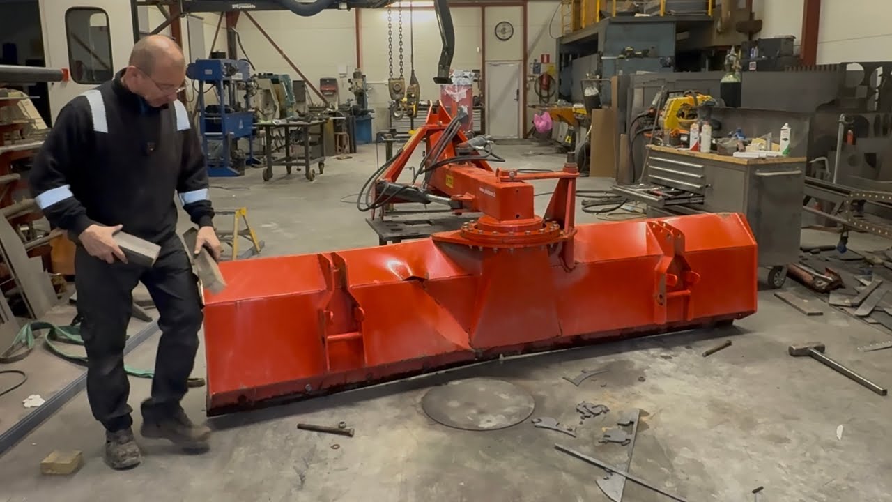 Mutkikas traktorin perälevy