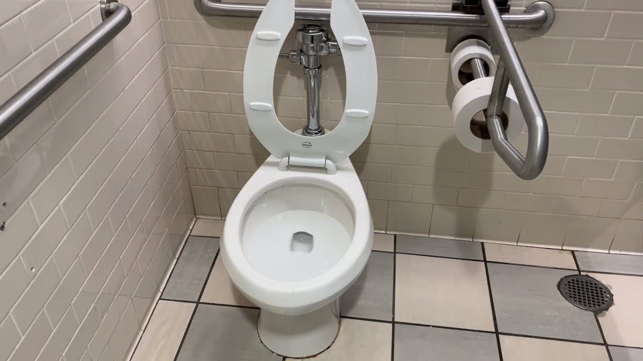 561. Barnes & Noble Men’s restroom Half Shoot