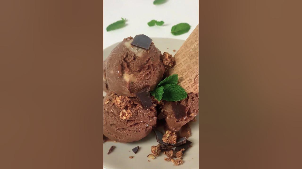 Frozen Bananas + Carob + Mint = Carob Mint Nicecream 🤤 YouTube
