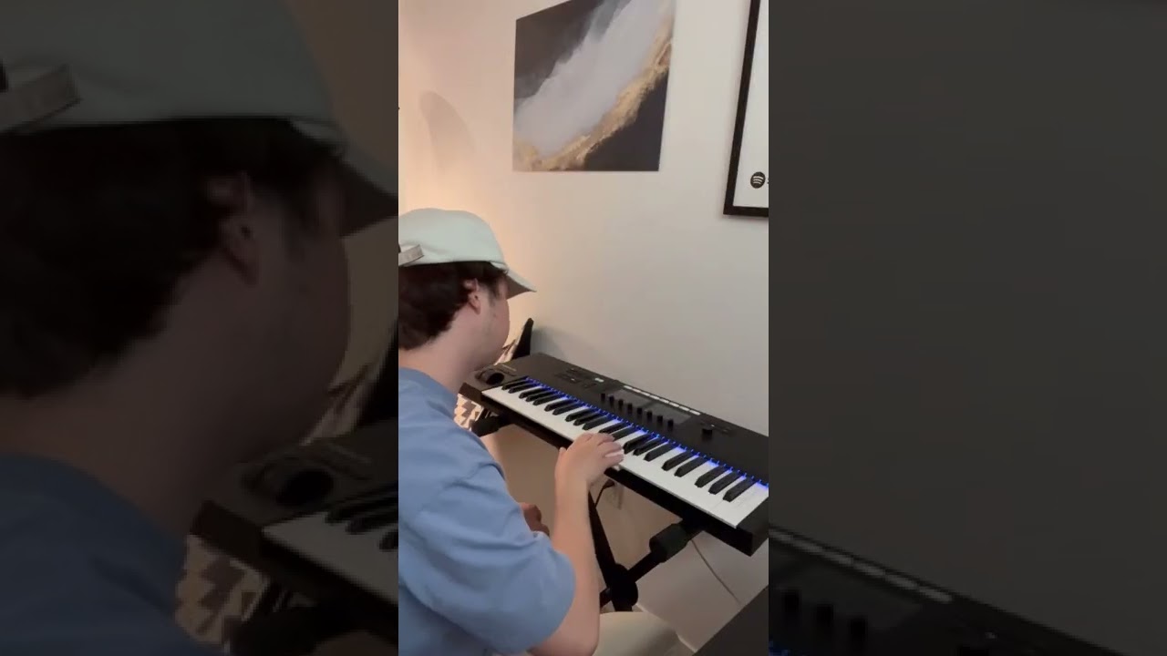 Смотреть «steezy prime and @fnonose playing the song ‘remember’» на YouTube Смотреть «steezy prime and @fnonose playing the song ‘remember’» на YouTube
