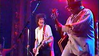 Bo Diddley &amp; Ron Wood - I&#39;m A Man (1987)