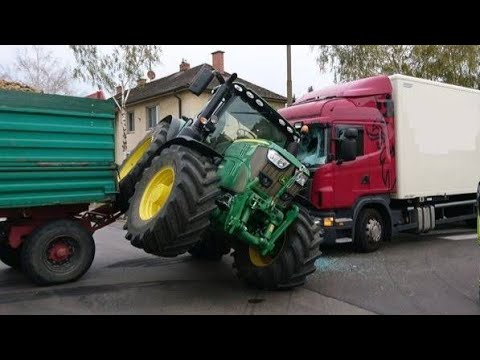 Tractor Show 2026 A Selection Of Silly Moments! John Deere Vs Massey Ferguson ! You Have To See This