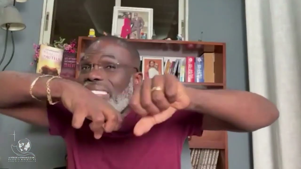 La porte de minuit. Prophète Francis Ngawala