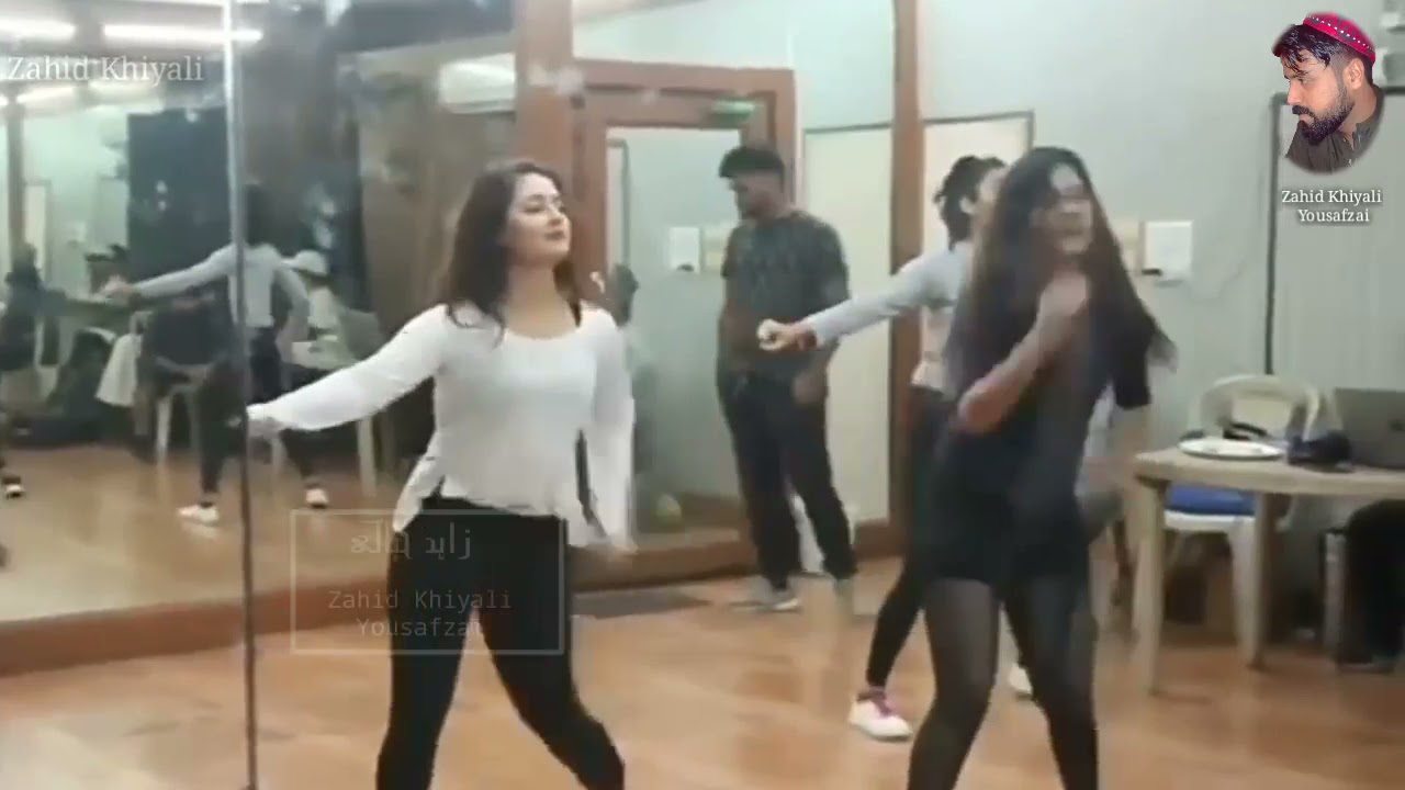 Pashto Song Kashmali Gulah Gulah By Baryali Swamadi Zahid Khiyali Yousafzai