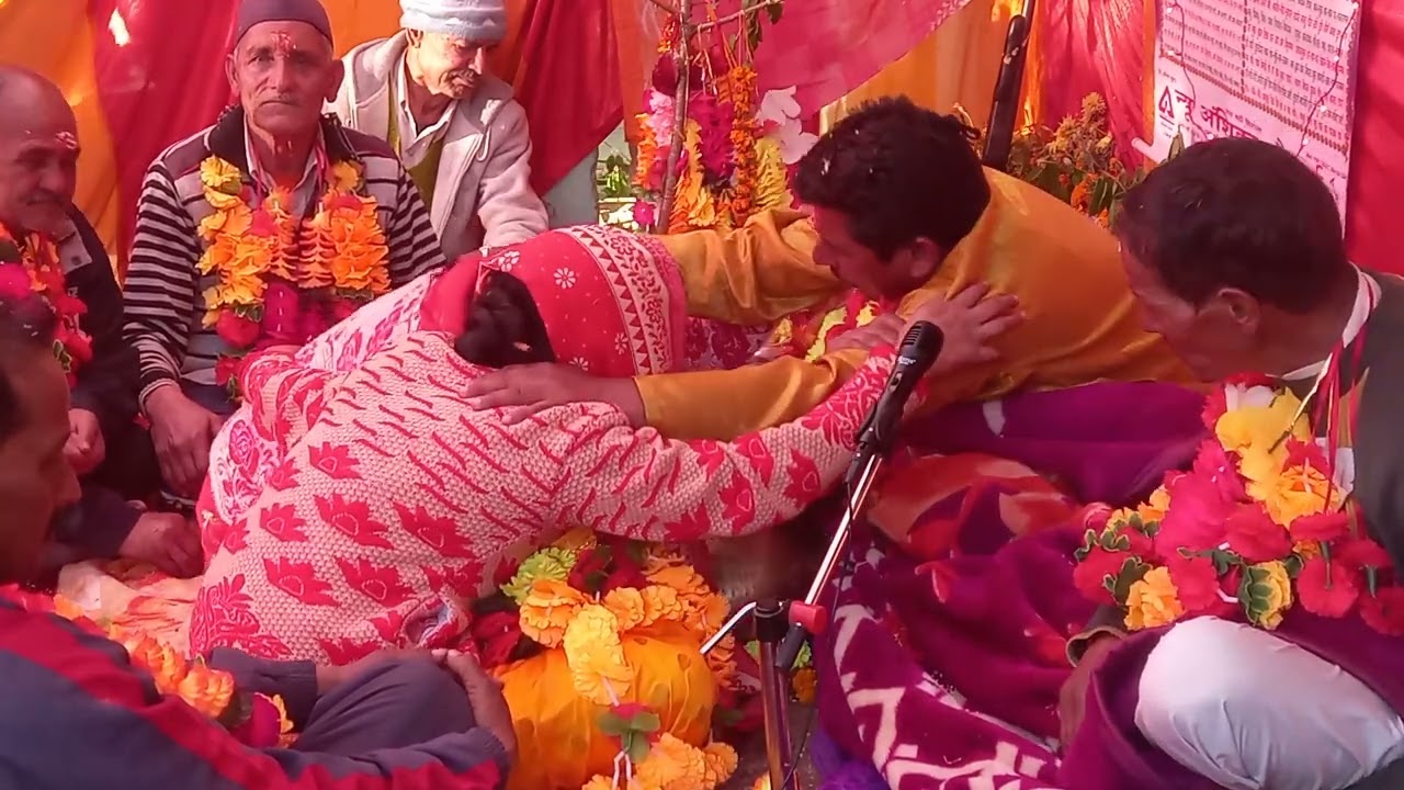 बन देवी को समझाते हुए जागर के माध्यम से रोना आ जायेगा। गुरू उमेद पटवाल जी के द्वारा।