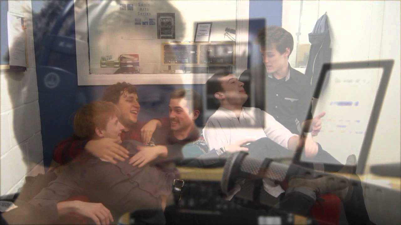 Livewire1350 Christmas Charity Single 2013 - Boys