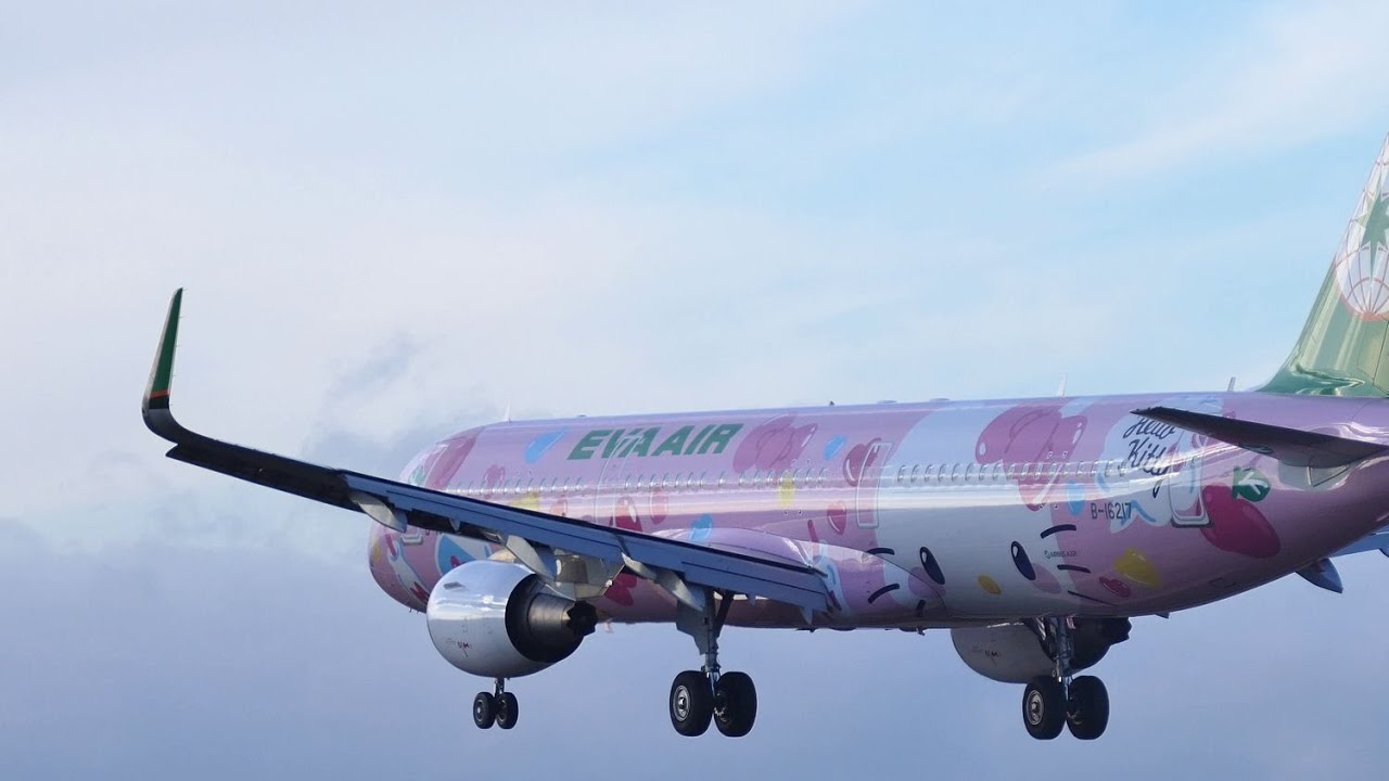 エバー航空 「ハローキティピンキージェット」 ＆ 中国国際航空 A321
