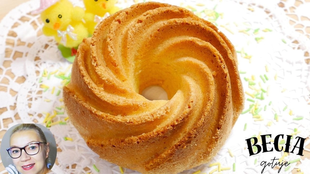 Babka Migdałowa, Która Znika w Jeden Dzień! Puszysta i Aromatyczna. Becia gotuje - poleca.