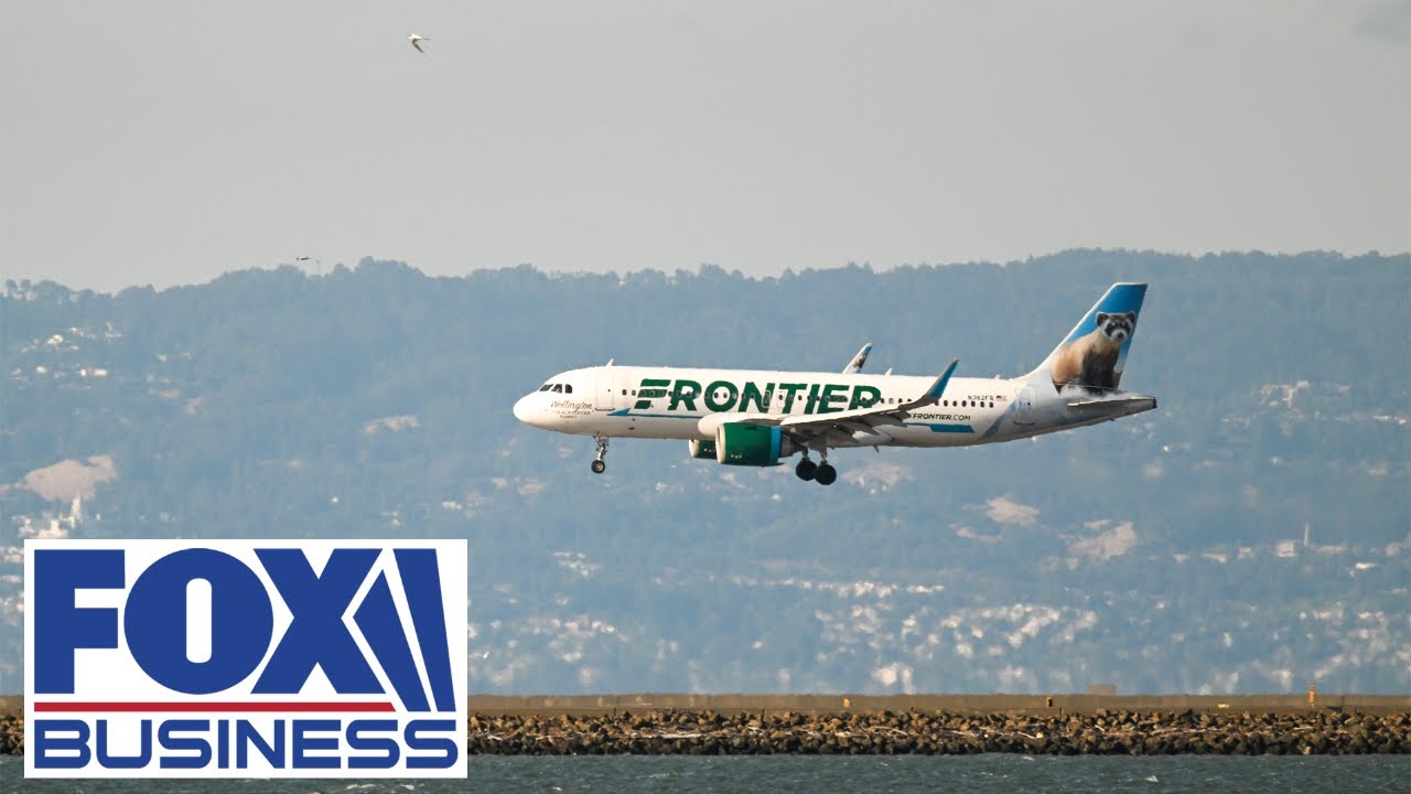 Will airlines be able to handle the holiday travel surge?