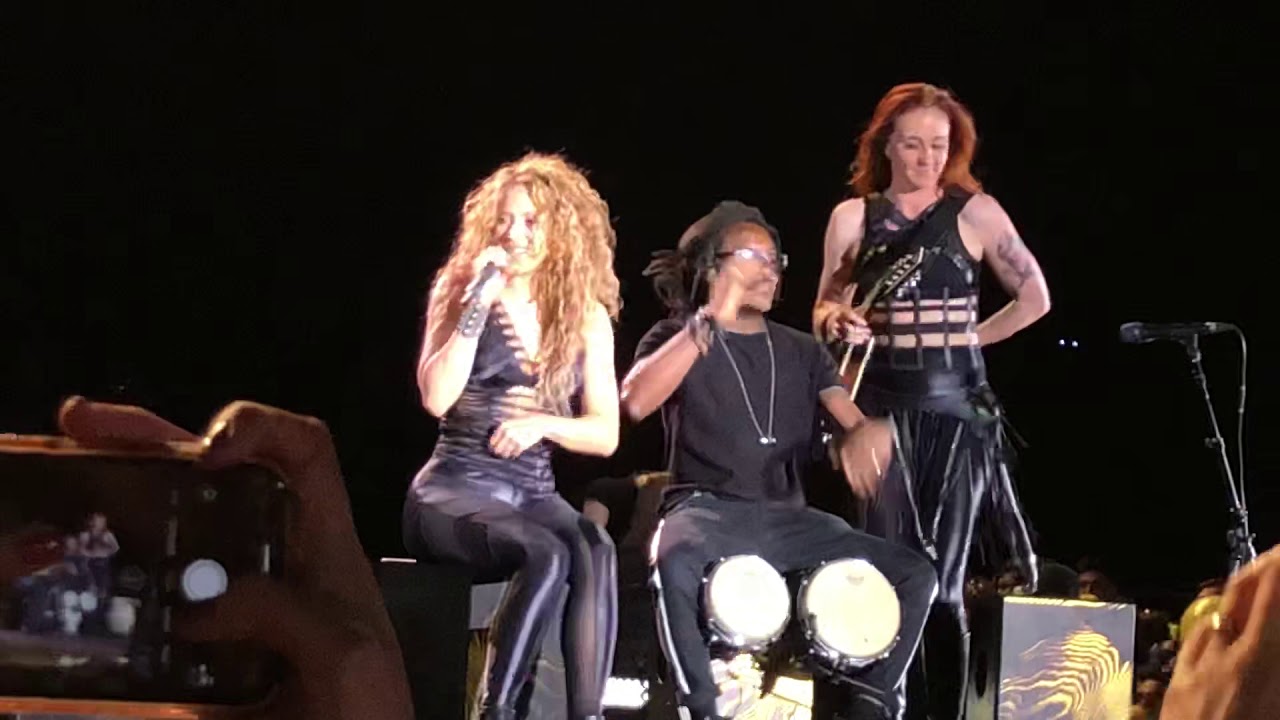 Shakira Antología el dorado world tour Santiago de Chile - YouTube