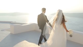 Roger + Elena's wedding in Santorini - Untitled Film Works(Roger and Elena chose to have their beautiful wedding in stunning Santorini. Their wedding film was captured and created by Untitled Film Works ..., 2013-11-14T08:26:58.000Z)