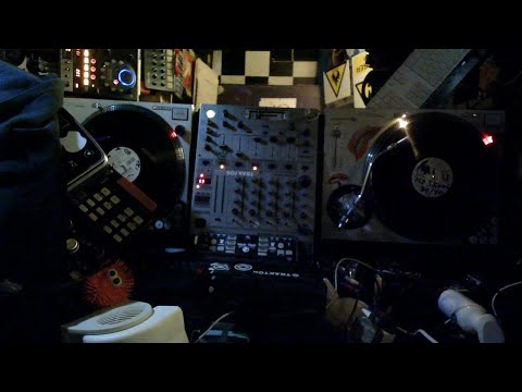 DEEP dark OLDSKOOL hardcore MUSIC.