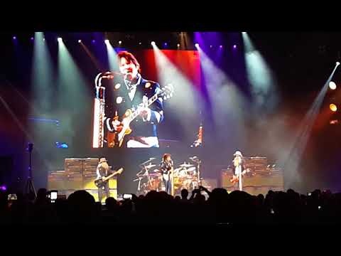 ZZ TOP & JOHN FOGERTY - HAPPY BIRTHDAY TO JOHN / SIXTEEN TON - MOHEGAN SUN - 5/27/2018
