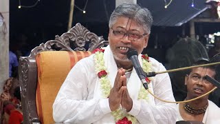 কৃষ্ণের ছোটবেলার কিছু অপূর্ব লীলা শুনুন ভালো লাগবে ।