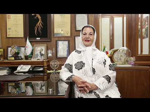 مصاحبه پوری بنایی در حاشیه بازارچه خیریه حضرت زینب کبری قسمت اول 