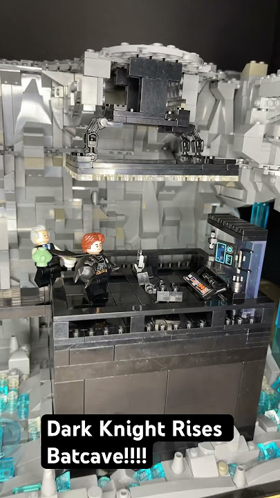 Robert Pattinson's The Batman: LEGO Set Teases Batcave Battle