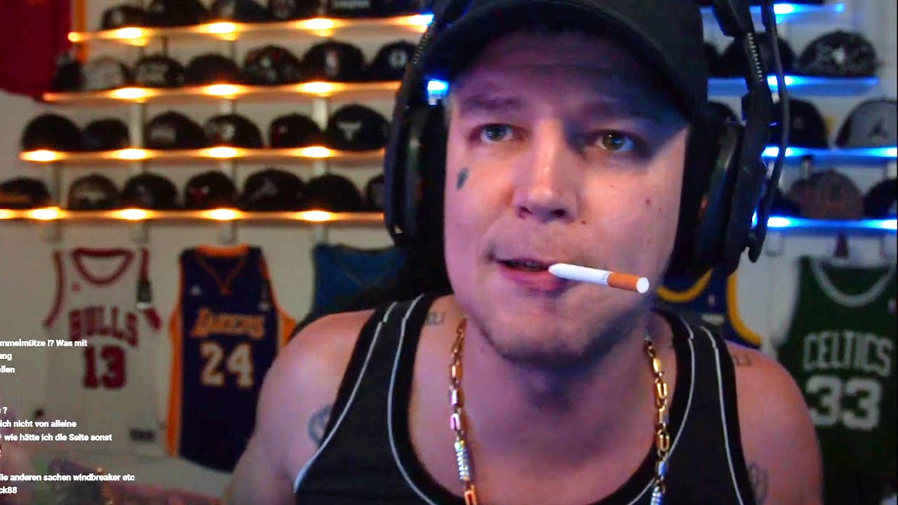 Streamer lights a cigarette YouTube