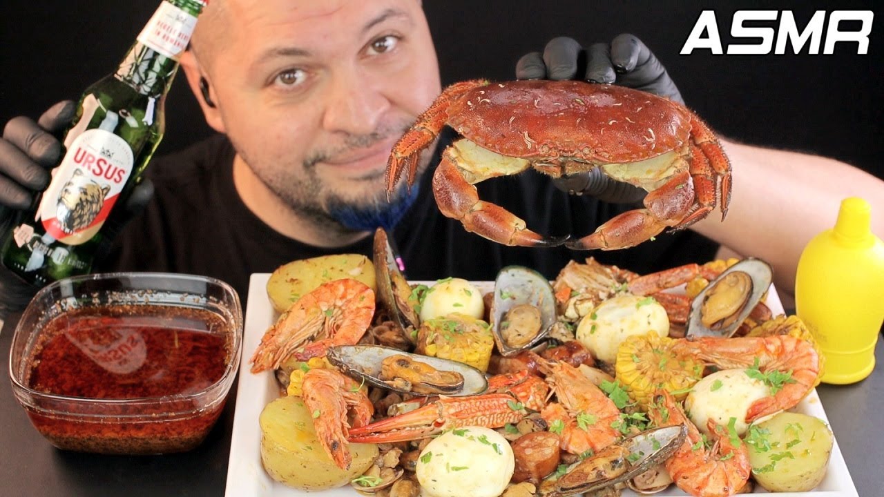 [ASMR] Seafood Boil cu Crab, Midii, Scoici, Creveti Si Calamar MUKBANG 🇷🇴