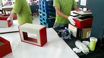 Rigid boxes bubble press removing equipmment jewel case maker equipment