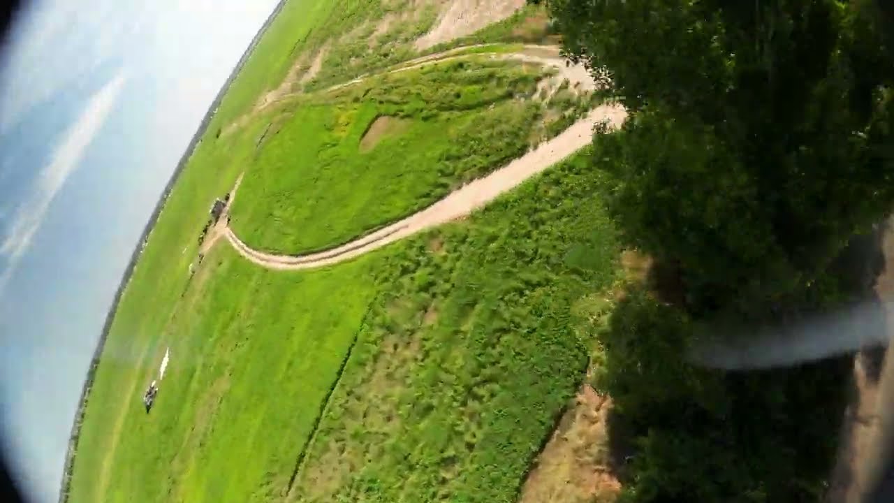 iFlight Nazgul 5 V3 відштовхнувся від землі, розігнався до 166 км/год