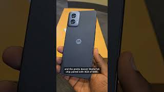 This affordable Motorola phone comes with a soft vegan leather finish screenshot 4