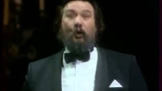 видео: Владимир Маторин - Ария князя Галицкого из оперы  картинка: Владимир Маторин - Ария князя Галицкого из оперы