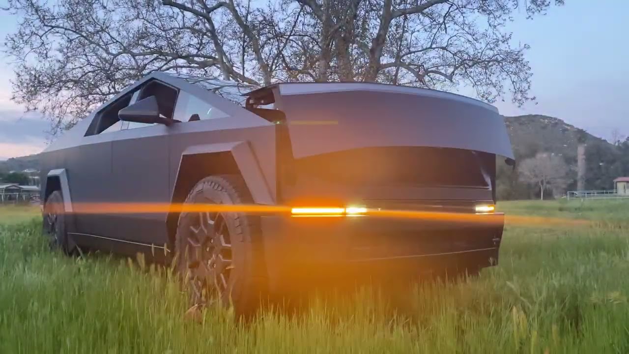 Tesla CyberTruck Light Show - Carol of the Bells