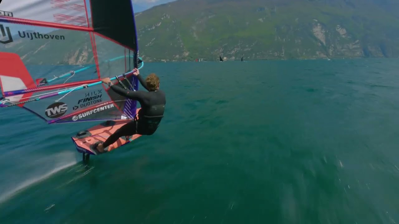 PWA WORLD WINDSURFING TOUR: F4 Foils