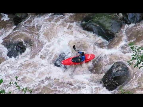 Vídeo: Gran Kayak De Agua En África - Matador Network