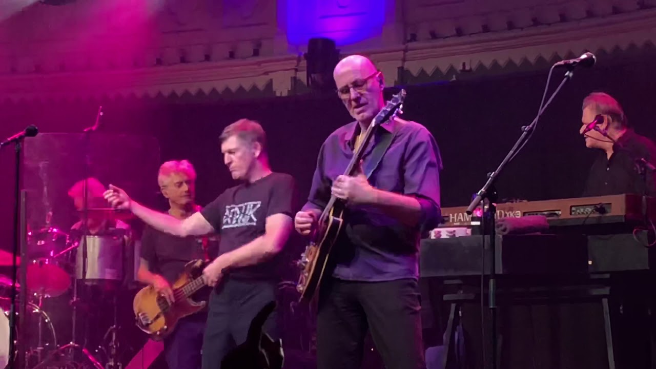 De Dijk - Bloedend Hart @Paradiso Amsterdam - YouTube