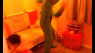 Peppa Pig and Dinosaur Harlem Shake 2 year old style