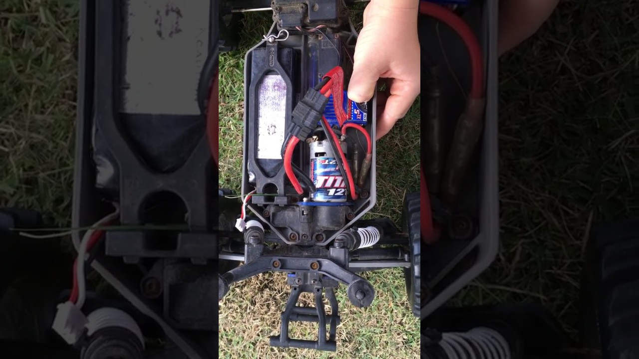 How to change your traxxas esc from nickel medal to lipo Mode