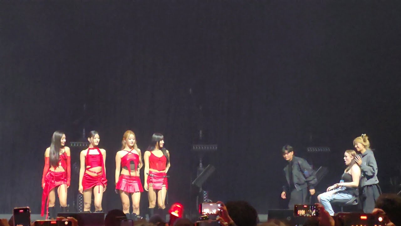 KISS OF LIFE Minneapolis 241110 (FULL)