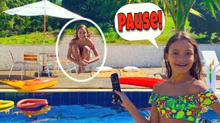 DESAFIO DO PAUSE NA PISCINA - MILLENA E MANU MAIA