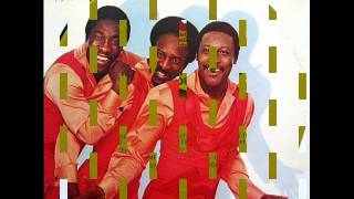 Video thumbnail of "Feelings - The O'Jays (1977)"