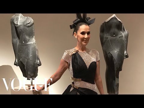 Video: Hubad si Celine Dion para sa Vogue