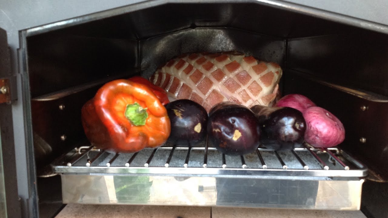 Pernil de cerdo al horno de leña. Jamón al horno. Pierna de cerdo al horno.  - YouTube