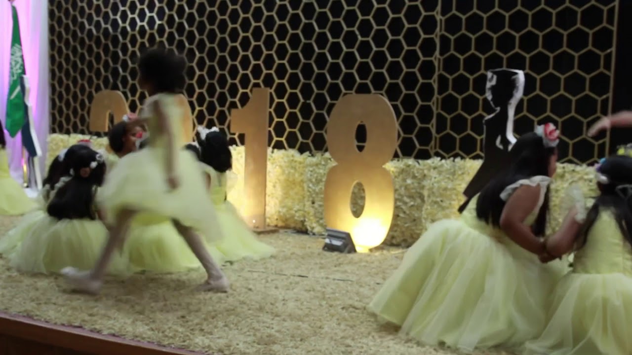 الحفل الختامي لمدرسة ابتدائية أجيال حائل الاهلية لعام ١٤٣٩ هـ