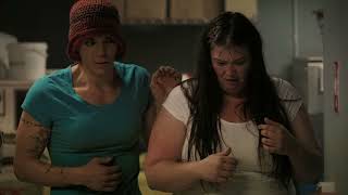 Wentworth S2Ep11 Bea and Franky fight (2)