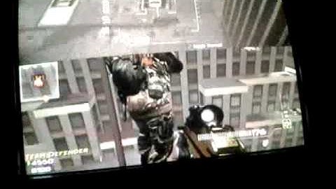 MW3 glitches on top of highest building ever