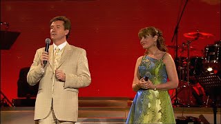 Daniel O'Donnell with Mary Duff - Save Your Love (Live at Letterkenny Sports & Leisure Centre