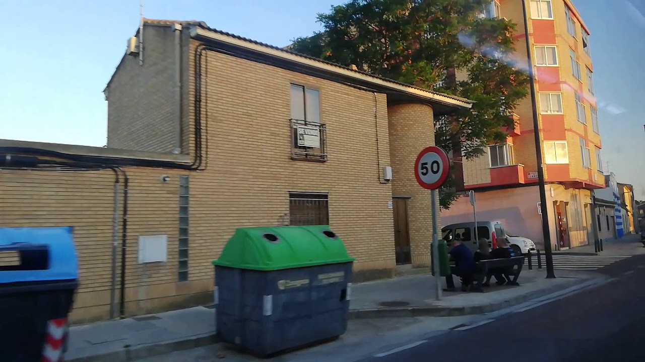 Línea 28 de bus de Zaragoza: de Peñaflor - Montañana a Coso