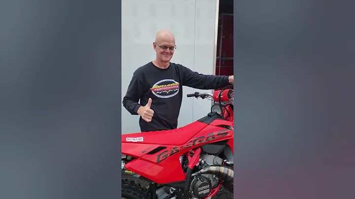 2025 gas gas mc300 2-stroke Tuesday Style