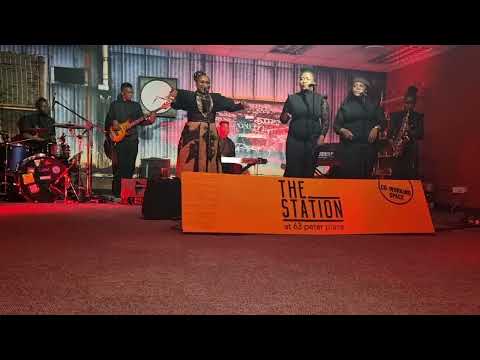 'Leyontombi' by Nisa Africa and The Juice