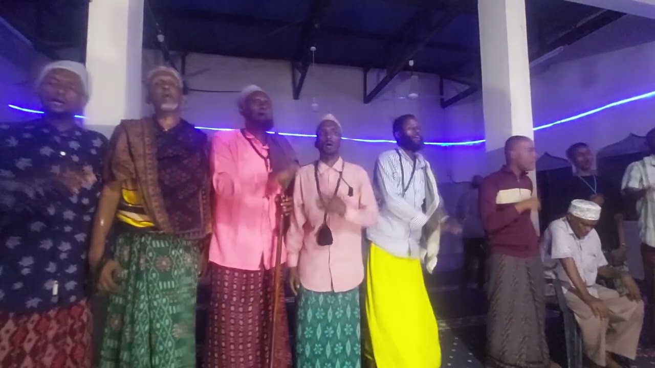 Siyaaradii sayid axmed daahir oo lagu qabtay magaalada Garisa habeen isniin ah 27/11/1446